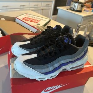 Nike Air Max 95 Essential Persian Violet